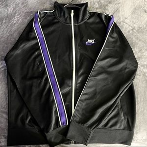 Nike Men’s XL Straight Leg Track Suit